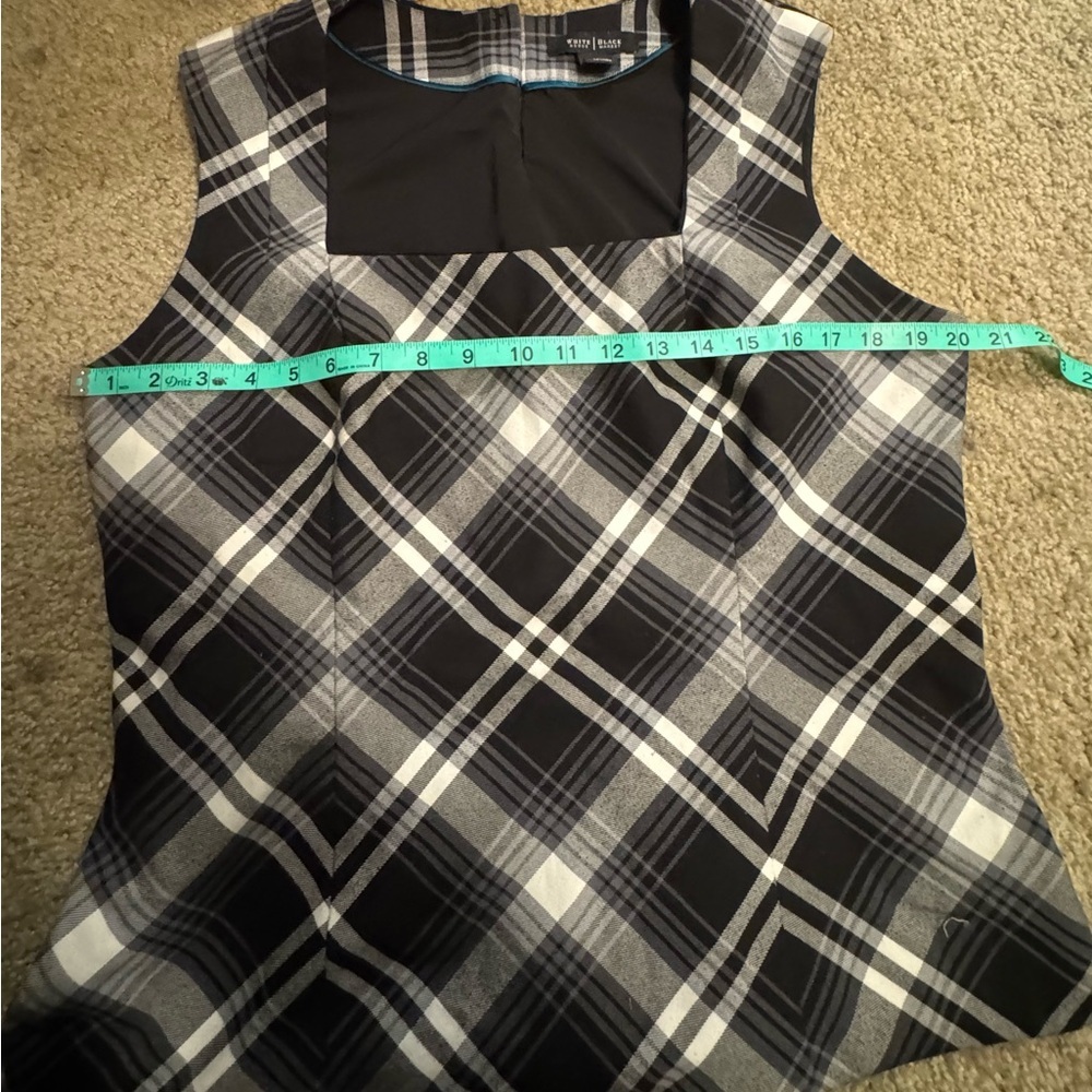 White House Black Market Plaid Sleeveless Top – Size 16 - Picture 6 of 8